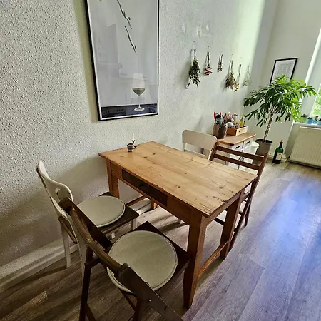 Altbauwohnung In Apartment Leipzig